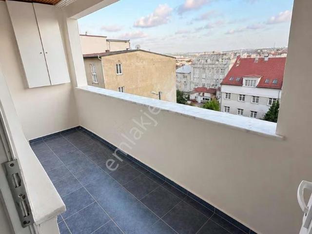 Taşolukta Acil Kiralık Çatı Katı