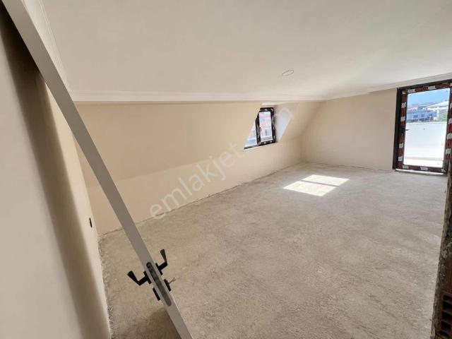 Taşolukta Metroya Yakın 3+1 Kiralık Daire