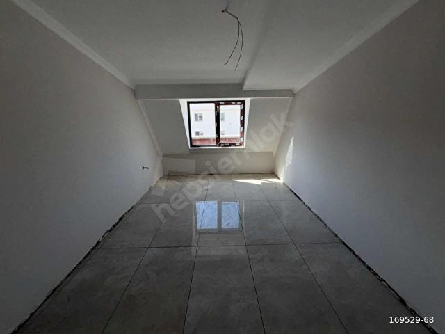 TAŞOLUKTA METRONUN DİBİNDE! 3+1 130M GENİŞ FERAH SATILIK DAİRE