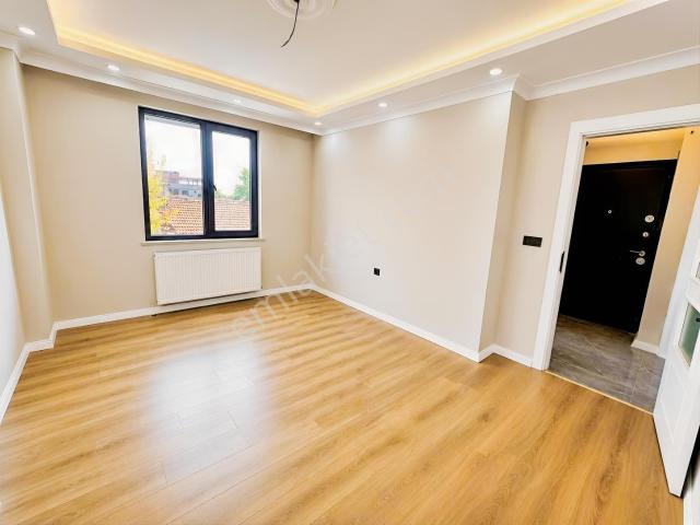 Taşolukta Merkezi Konumda 2+1 Kiralık Yüksek Giriş