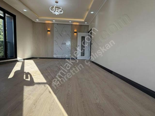 Taşoluk'ta Satılık Ultra Lüks 2+1 Yerden Isıtmalı Daire