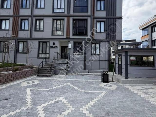 Taşolukta Site İçerisinde 2+1 Lüks Ara Kat 90 M2 Kat Mülkiyetli