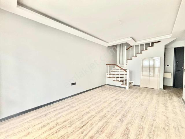 Taşpınar'da Bağ. Mut. Yüksek Kredili Satılık 2+1 Daire