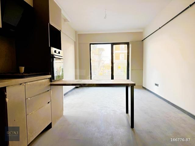 Taşpınar'da 65 m2 3 Tarafı Bahçeli 1+1 Daire ROXİ GYD