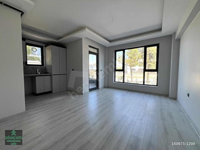 TAŞPINAR'DA SATILIK 2+1 FLAT DAİRE EBEVEYN BANYOLU