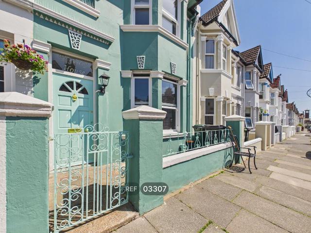 Tamworth Road, Hove, East Sussex BN3, 4 bed terraced house to rent, £2,200 pcm | PrimeLocation
