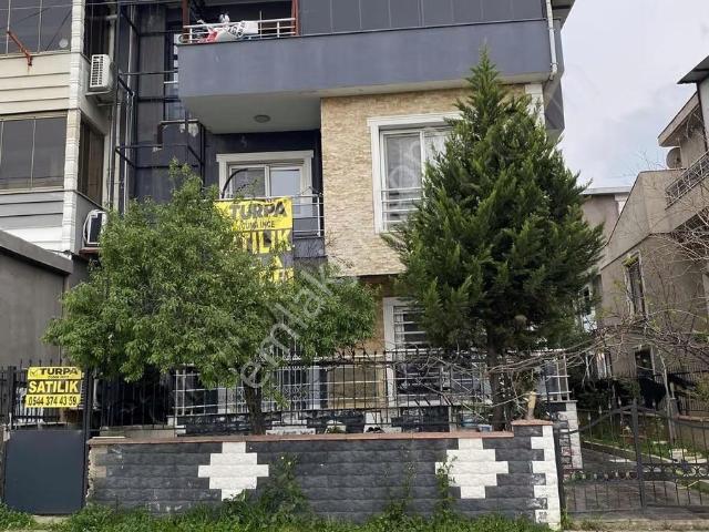 Tam Bağımsız Arsa 4+1 Dubleks Ve Ayrıca 2+1 Daire Satılık