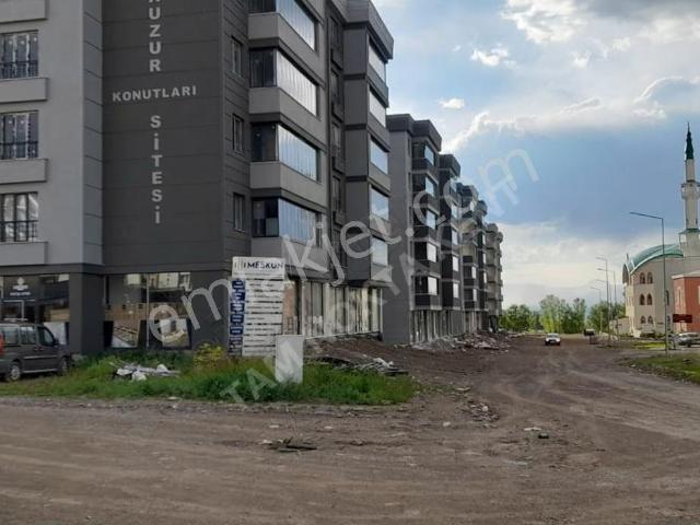 Tam Nokta Kent'ten Kombina Bölgesinde Yerden Isıtmalı Lüks 3+1!
