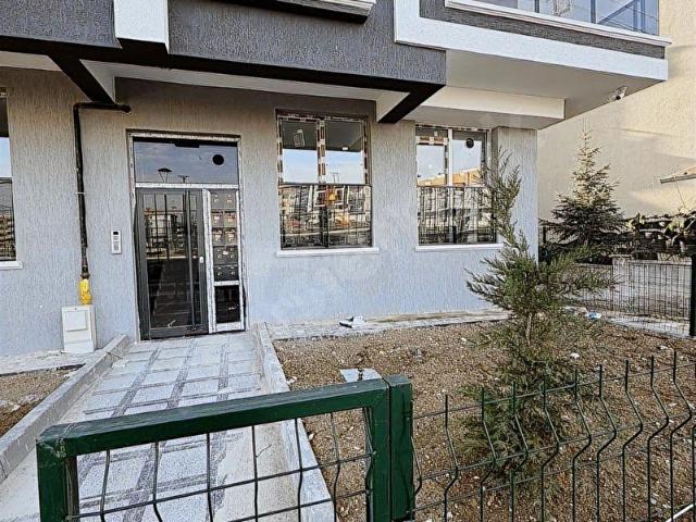 Tamamına kredi giriş 3+1 0 daire İskanlı park cepheli başkonlu