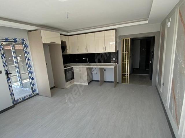 TAMAMINA KREDİLİ BULVARA YÜRÜME MESAFESİNDE SATILIK 2+1 DAİRELER