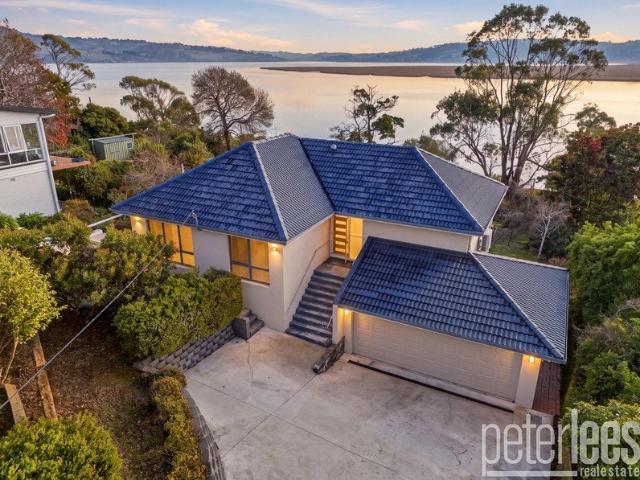 Tamar River Views and Exceptional Space