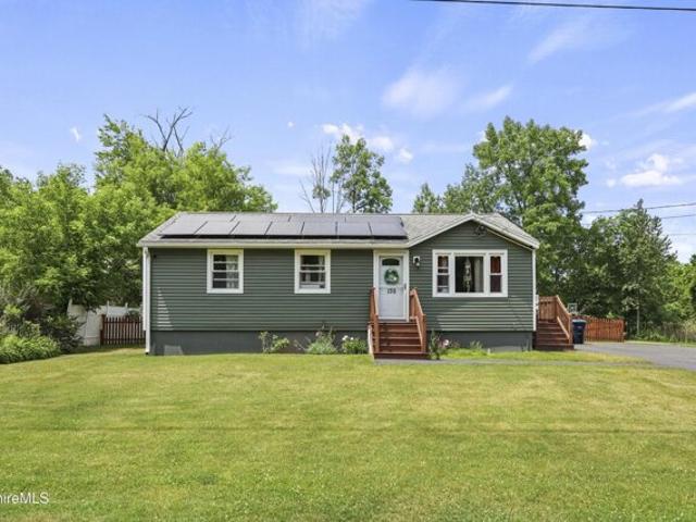Tamarack Ave, Home For Sale