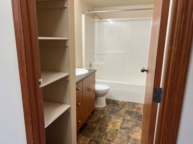 Tamarack Gardens 2 bed 1 bath Apartment for Rent