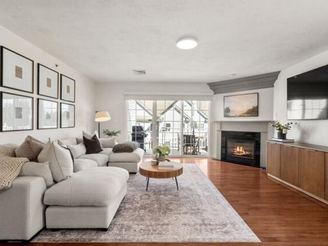 Tamarack Ln Unit,abington, Condo For Sale