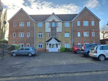 Tamesis Place, Patrick Road RG4, 2 bed flat to rent, £1,650 pcm | PrimeLocation