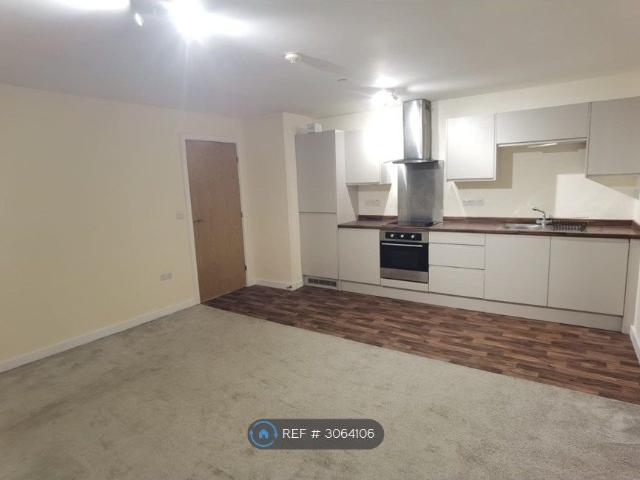 Tameway Plaza, Walsall WS1, 1 bed flat to rent, £750 pcm | PrimeLocation