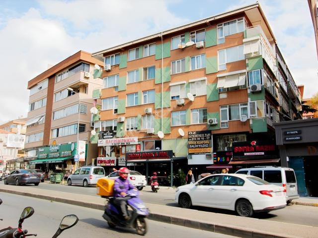 Tamiş'den Altıntepe Kuğuda Sahile Ve Marmaraya Çok Yakın 3.kat