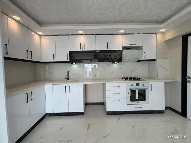 !TAMKOÇDAN SATILIK SİTE BİNASINDA FULL YAPI ARA KAT 3+1 DAİRE