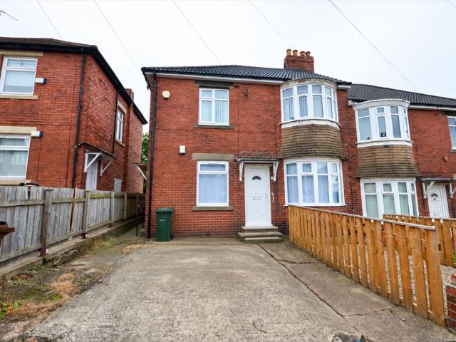 Tantobie Road, Newcastle 2 bed house to rent £750 pcm £173 pw