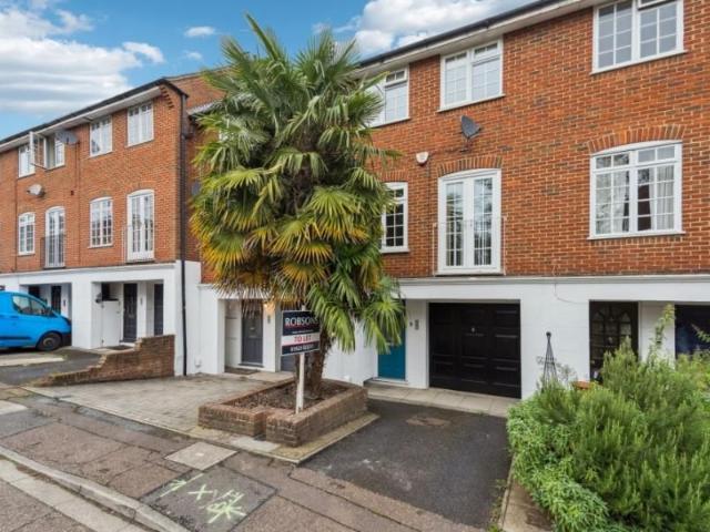 Tanworth Close, Northwood HA6, 3 bed town house to rent, £2,025 pcm | PrimeLocation