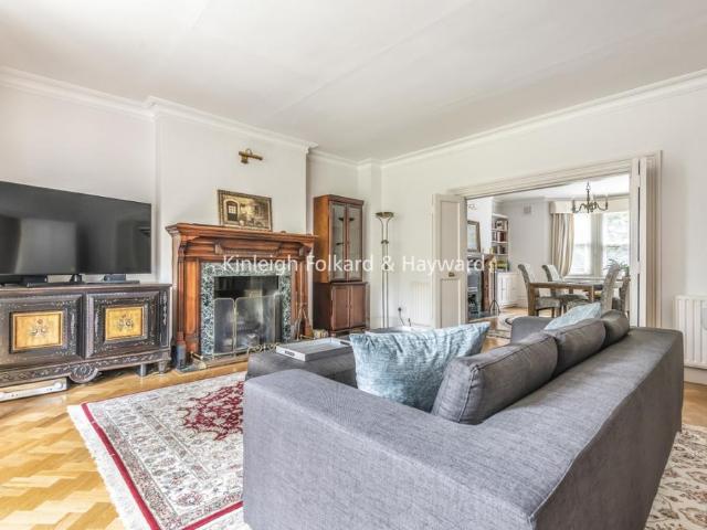 Tanza Road, London, NW3 2UB, United Kingdom | 4 bed apartment for rent #137019331 | Rentberry