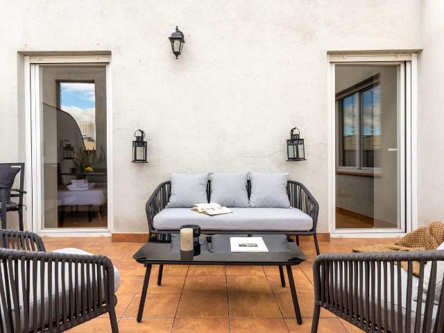 Tanami 2 bedrooms and terrace in Ríos Rosas, Madrid Amsterdam Apartments for Rent