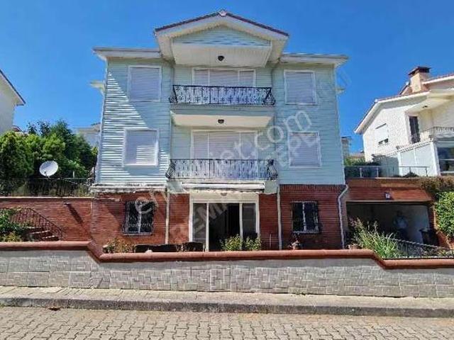 Tanay Konaklarında Muhteşem Konumda Lüks Villa