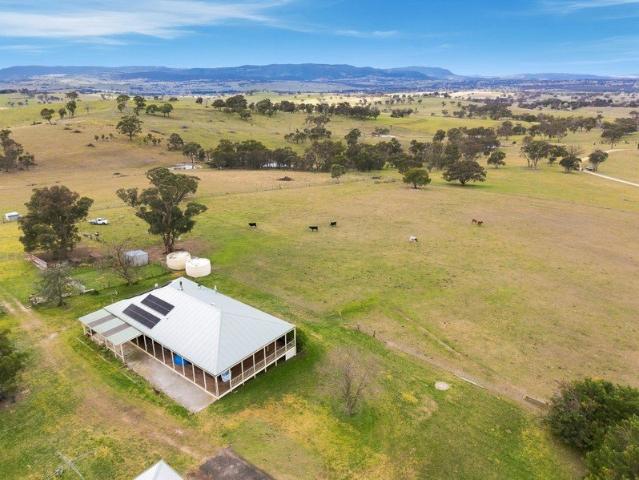 'Tanderra' Breathtaking Views, Space and Privacy