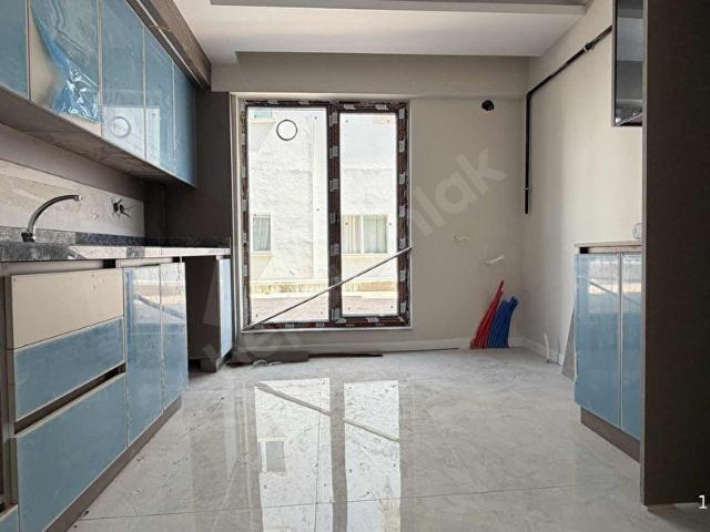 TANDOĞAN MAHALLESİNDE 2+1 SIFIR GİRİŞ KATTA SATILIK FIRSAT DAİRE