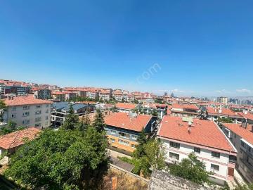 Taner'den Sokullu Cad'de 3+1 Orta Kat Ankara Manzaralı Kombili