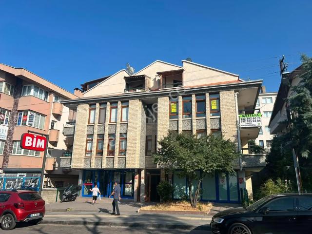 Taner'den Sokullu Cad'de 4+1 Çift Teraslı 3 Banyolu K.garajlı