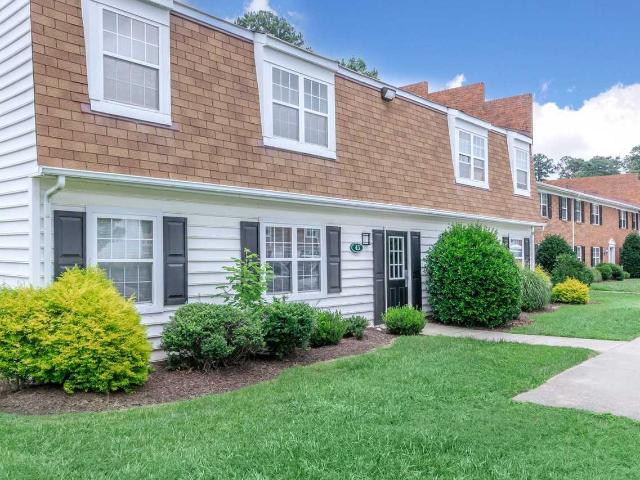 TANGLEWOOD APARTMENTS 1 Bedroom Apartment for Rent at 1640 Johnson Rd, Petersburg, VA 23805