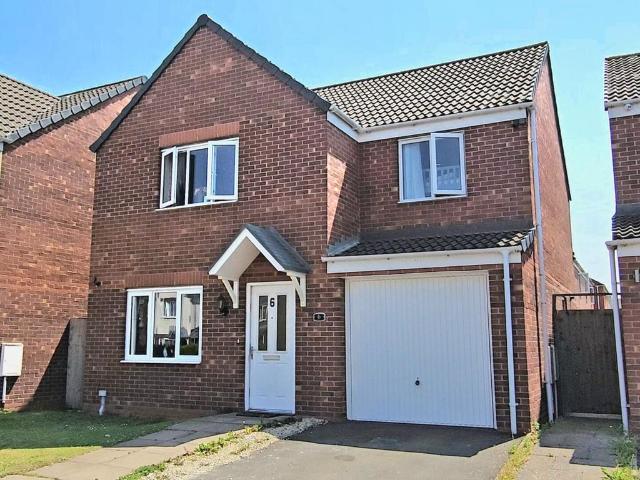 Tangmere Road, Wolverhampton WV2 4 bed detached house to rent £1,450 pcm £335 pw