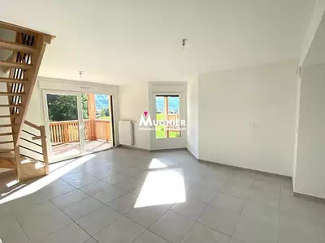 Taninges 74440 Achat / Vente appartement 3 pièces t3 au dernier étage