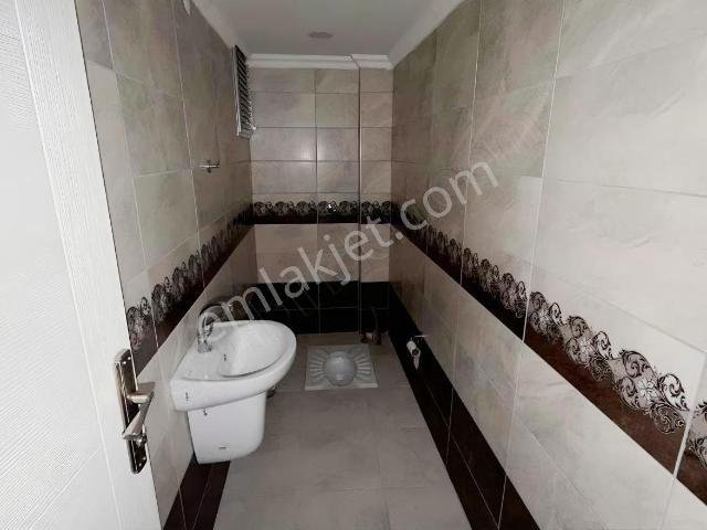 Tanjant Yolu Üzerinde Kiralık 2+1 Daire