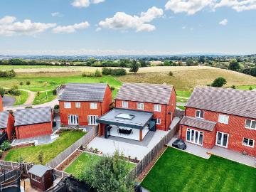 Tannery Drive, Powick, WR2 5 bed property to rent £2,995 pcm £691 pw