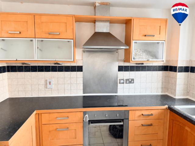 Tanner Street, Barking IG11 2 bed flat to rent £1,900 pcm £438 pw