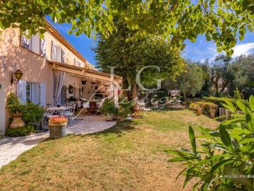 Tanneron – Authentique Longère au cœur du village 161m² Tanneron