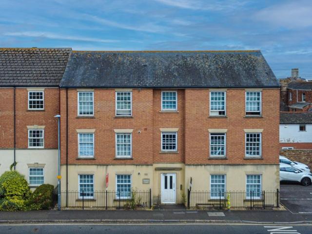 Tanners Court, Taunton TA1, 1 bed flat to rent, £950 pcm | PrimeLocation