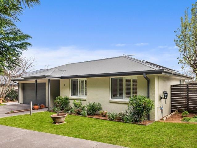 'Tanners Grove' Effortless Luxury with Breathtaking Botanic Garden Views