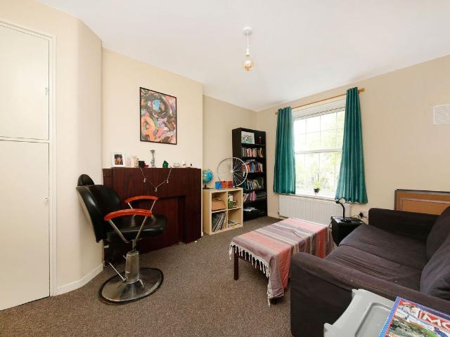 Tanners Hill, Heston House Tanners Hill SE8, 2 bed flat to rent, £1,800 pcm | PrimeLocation