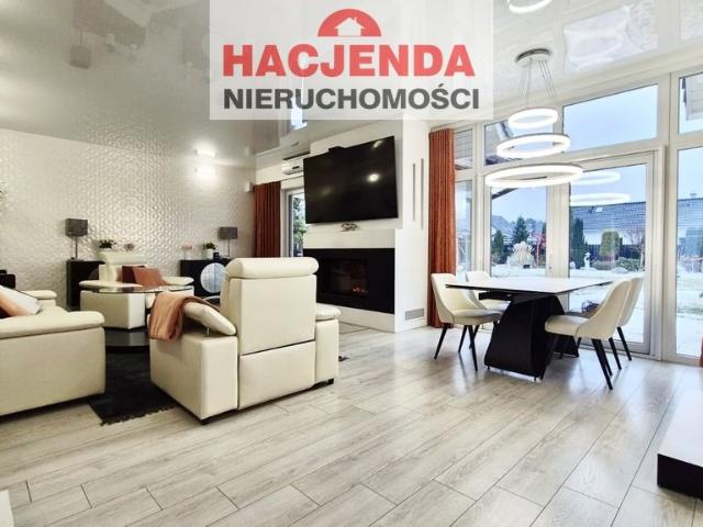 Na sprzedaż przestronny dom z garażem w Tanowie