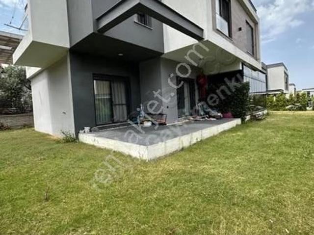 Tabya'dan Kuşadası Artivapark'da Satılık 3+1 Kelepir Lüks Villa