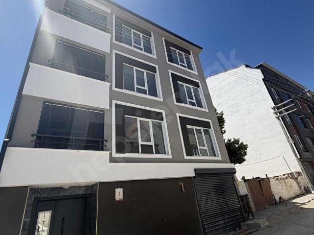 TAB PREMIUM'DAN ÇAMLICA MAH.SATILIK LÜX ARA KAT 1+1 DAİRE