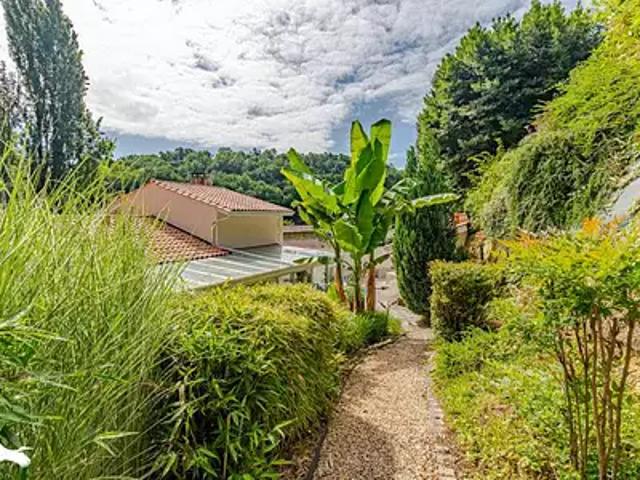 Tabanac 33550 Achat / Vente maison 8 pièces t8 parking