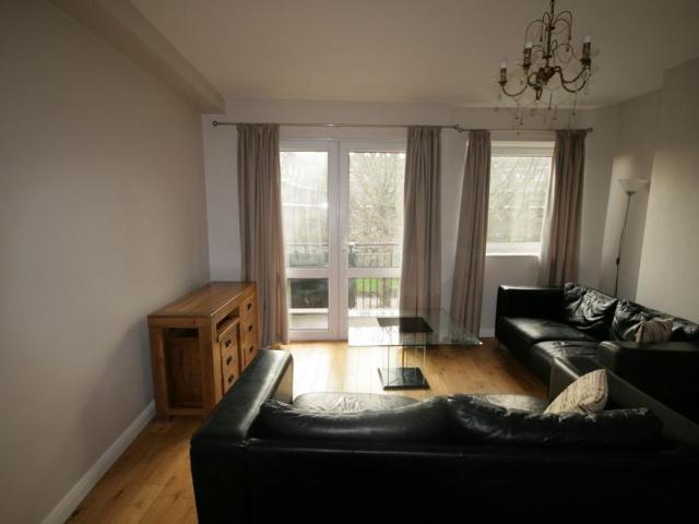 Tabard Street, Borough SE1 2 bed flat to rent £9,533 pcm £2,200 pw