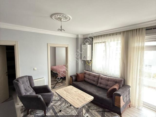 Tabduk Emre Mahallesinde Satılk 2+1 Eşyalı Daire 4 Katlı Binanın 2.kat