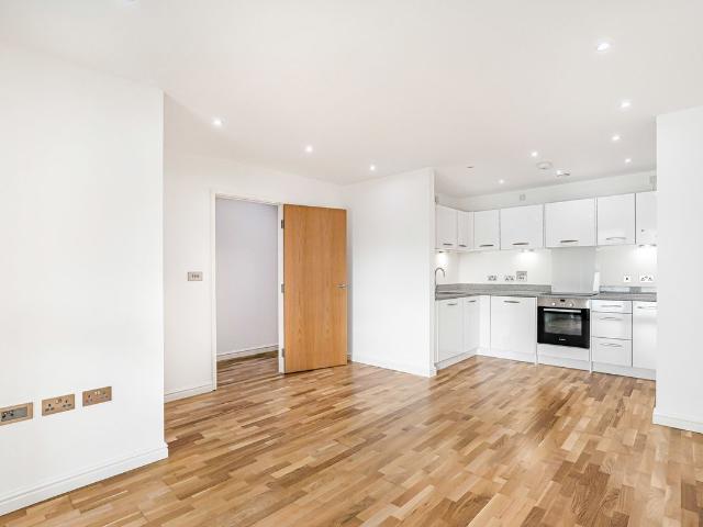 Tabernacle Gardens, London E2, 1 bed flat to rent, £2,400 pcm | PrimeLocation