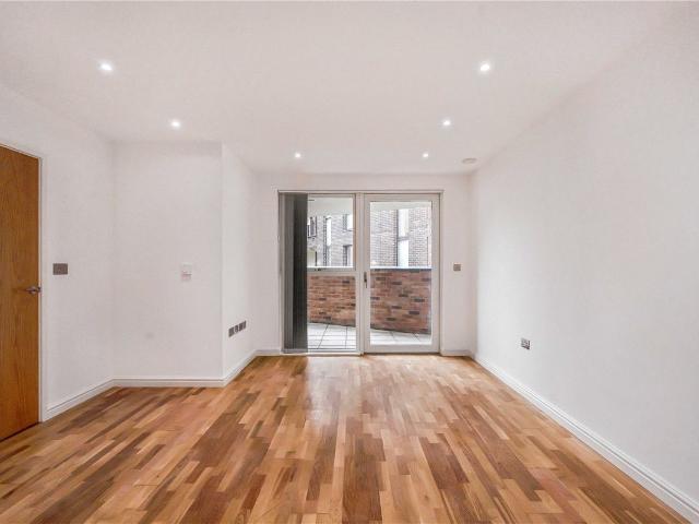 Tabernacle Gardens, London E2, 1 bed flat to rent, £2,400 pcm | PrimeLocation