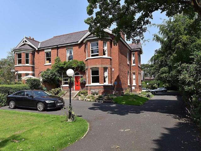 Tabley Road, Knutsford 3 bed apartment to rent £1,795 pcm £414 pw